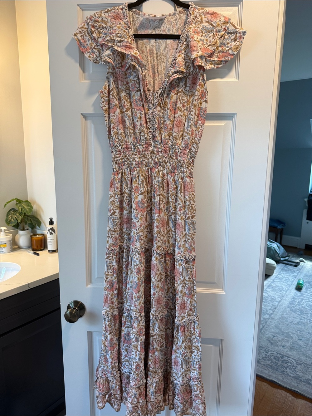 Walker and Wade Floral Ruffled Midi Dress in Blush and Cream